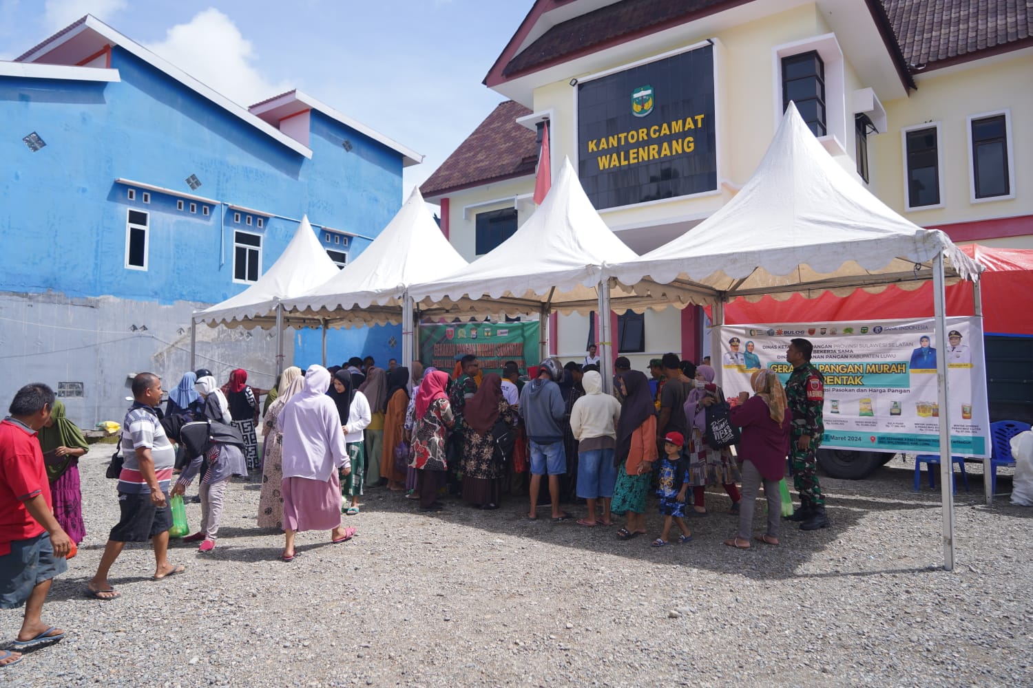 Gerakan Pangan Murah Di Walenrang, Welberd Ekke : Meringankan Beban Masyarakat Kami