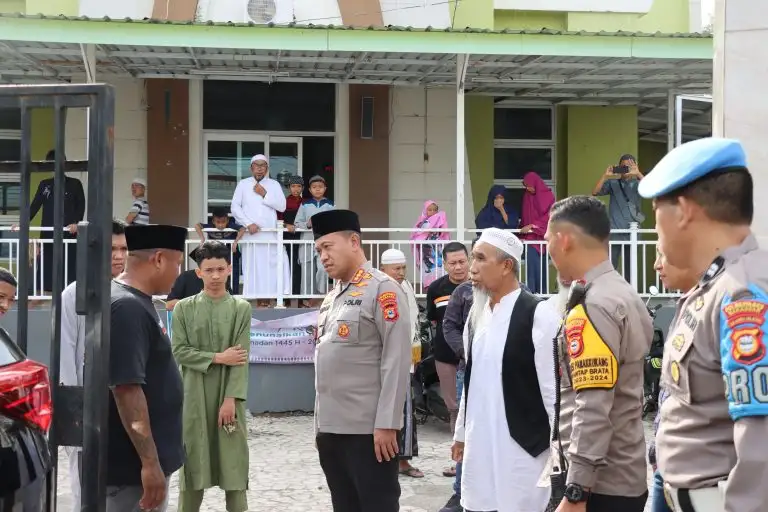 Kapolrestabes Makassar Datangi Masjid Telah Terjadi Pemukulan Jamaah Sedang Sholat