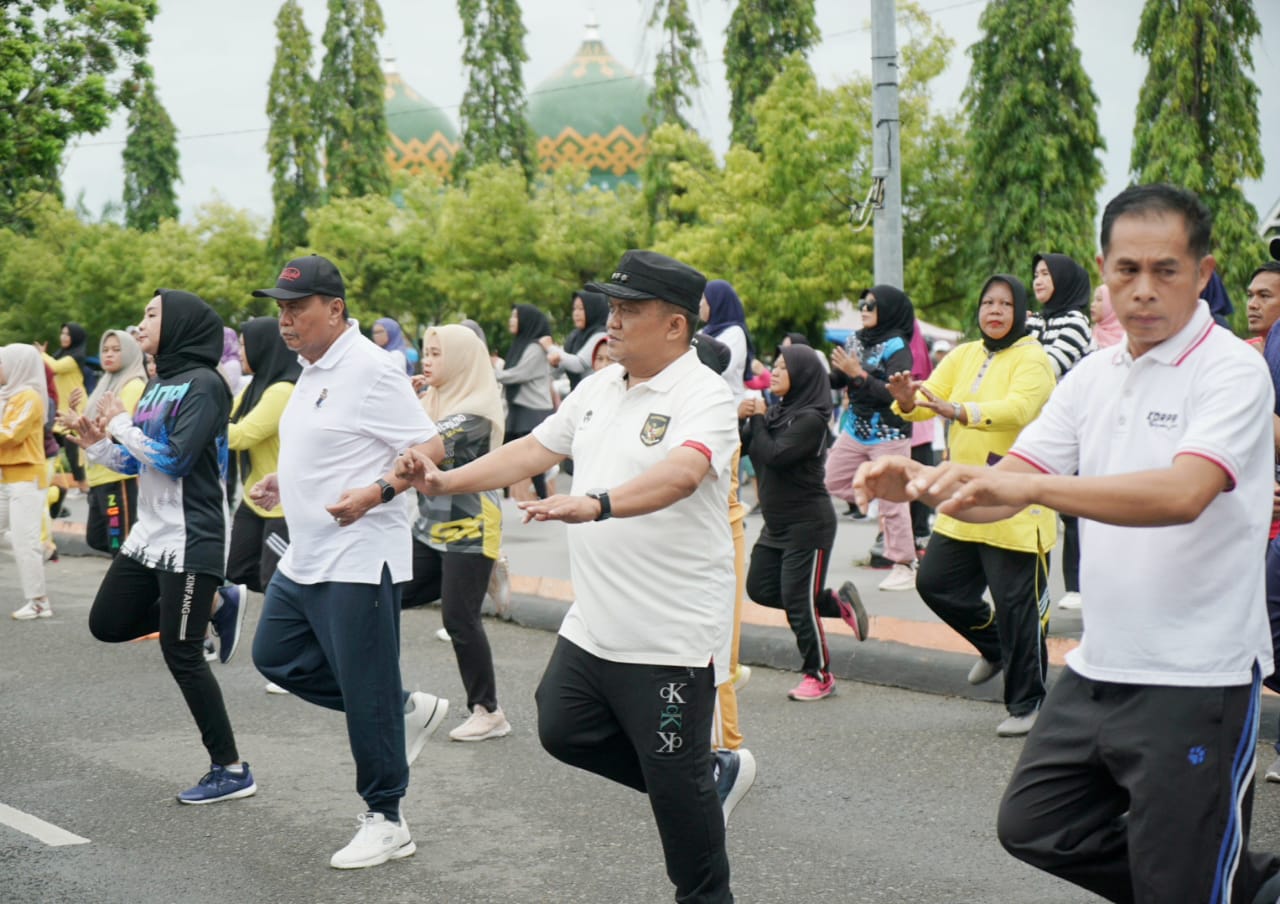 Pj Bupati Luwu Ajak Masyarakat Jaga Kebugaran Tubuh Dengan Berolahraga
