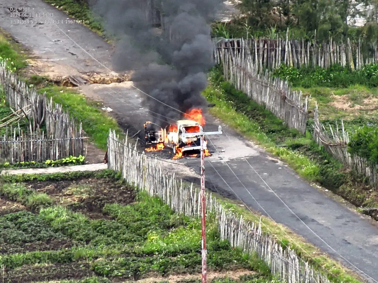 KKB Kembali Berulah: Bakar 1 Mobil dan Tembak Mati Sopir Di Paniai