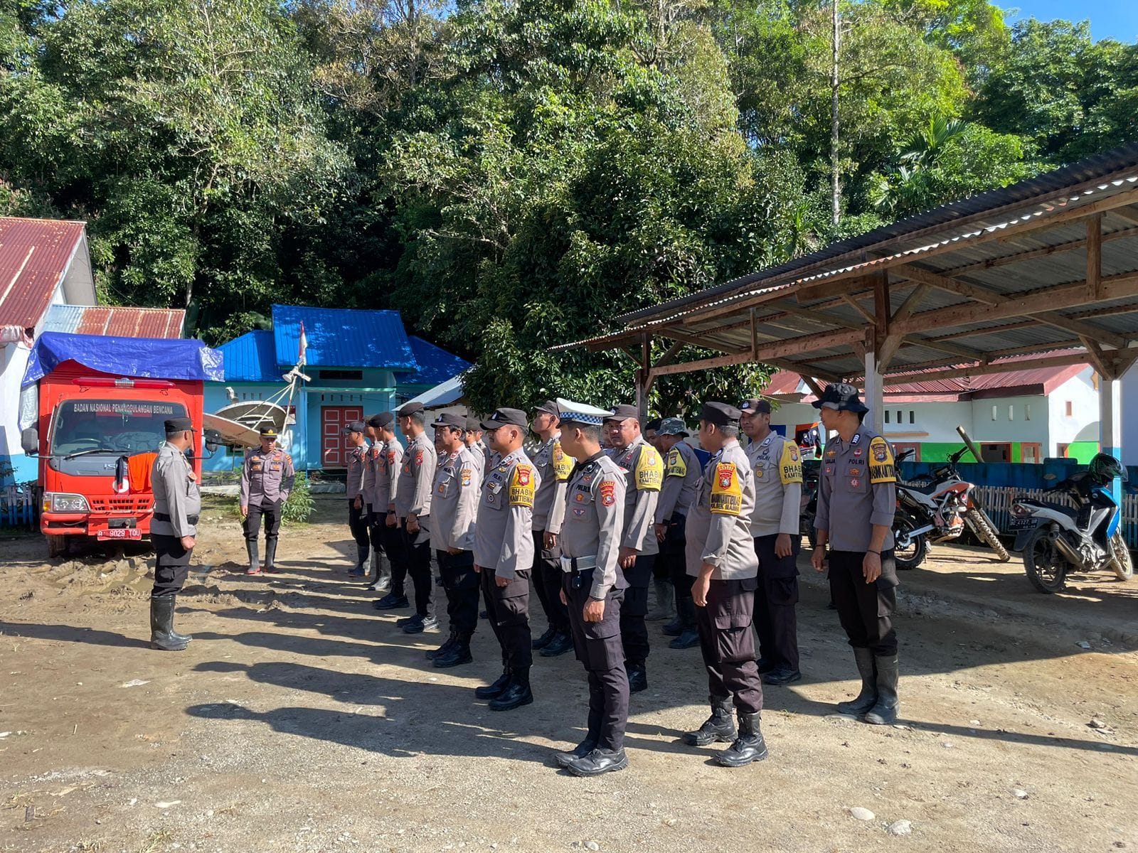 Personel Polres Mamasa dan Polsek Mambi Gelar Apel Pengecekan Siaga Bencana