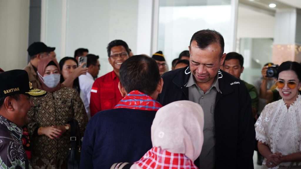 Sambut Kajati di Bandara Tampa Padang, Kapolda Sulbar : Selamat Datang Di Bumi Malaqbi