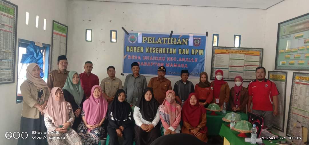 Pelatihan kader kesehatan dan Kpm desa Uhaidao kecamatan Aralle