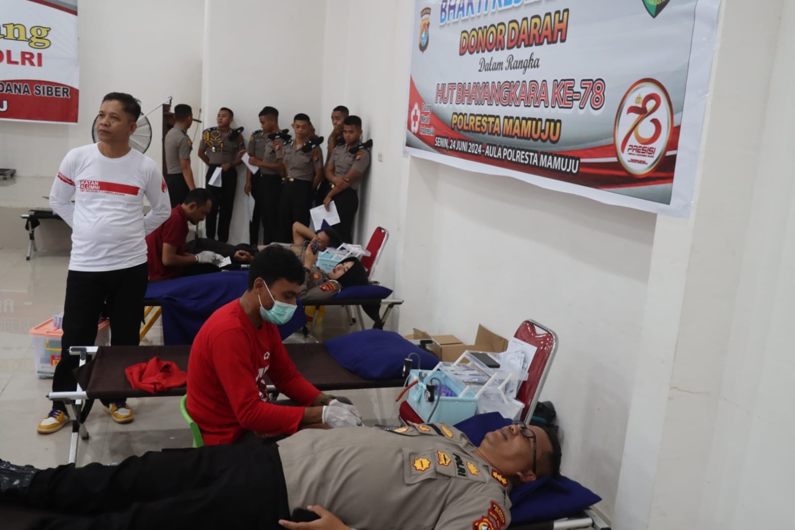 Sambut Hari Bhayangkara Ke 78, Kapolresta Mamuju Gelar Anjangsana Ke Purnawirawan Polri Dan Warakauri