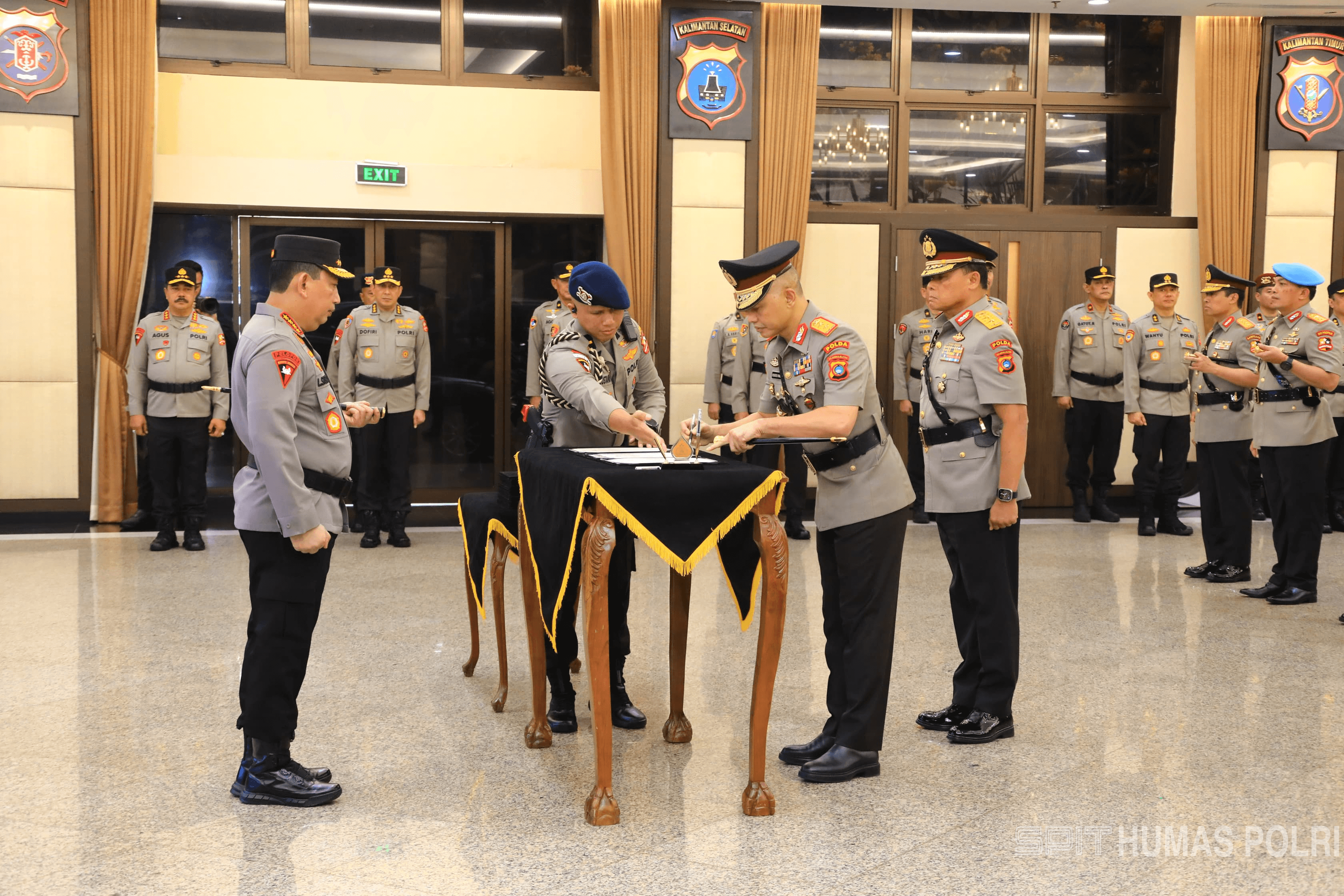 Kapolri Pimpin Upacara Kenaikan Pangkat dan Sertijab Pati Polri, Ada Kadiv Propam dan Sejumlah Kapolda