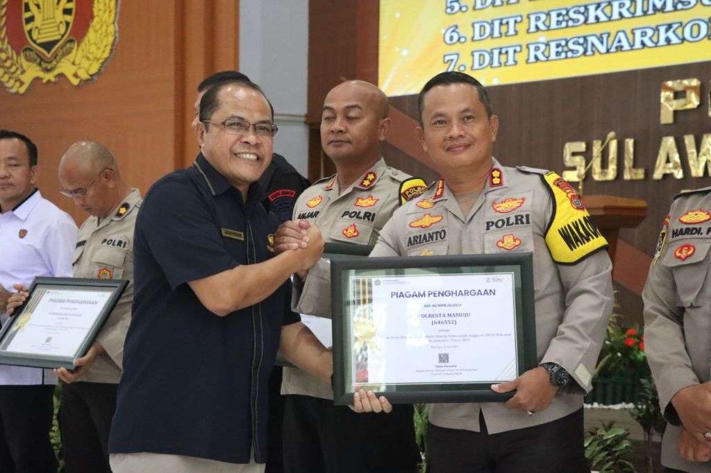 Polresta Mamuju Kembali Raih Penghargaan Dari Kementrian Keuangan Terkait Pengelolaan Keuangan Negara