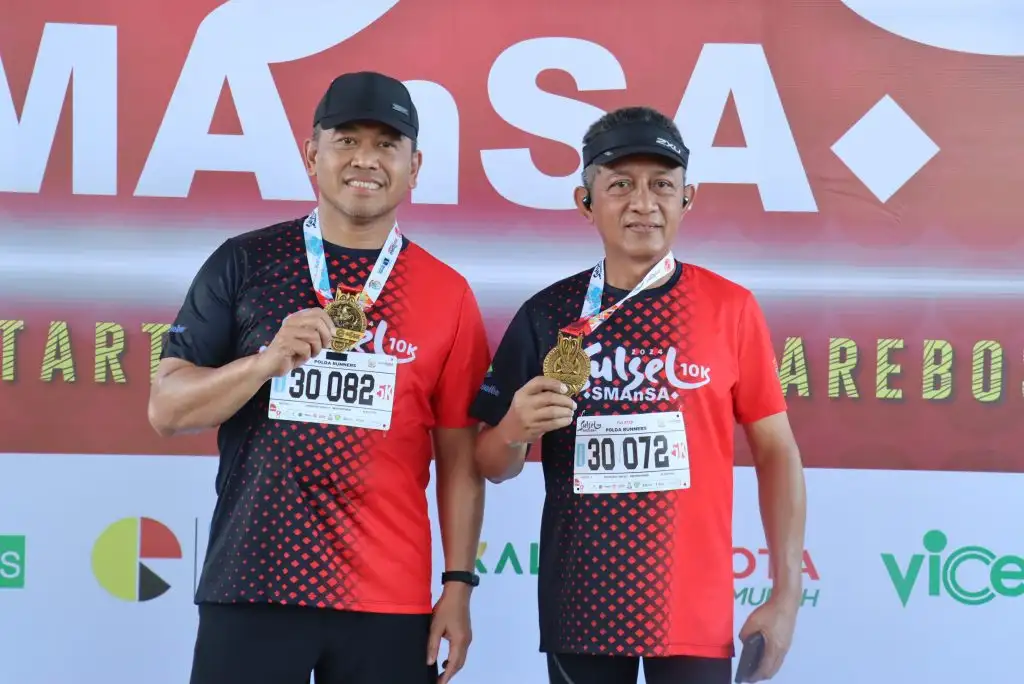 Kapolrestabes Makassar Ikut Event Lari Sulsel SMANSA 10 K