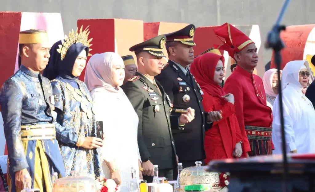 Upacara HUT RI ke-79 Tahun di Anjungan Pantai Losari Makassar