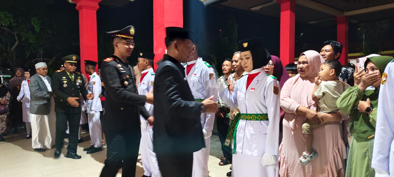 Kapolsek Wonomulyo Hadiri Pengukuhan Paskibraka Kecamatan Wonomulyo Tahun 2024