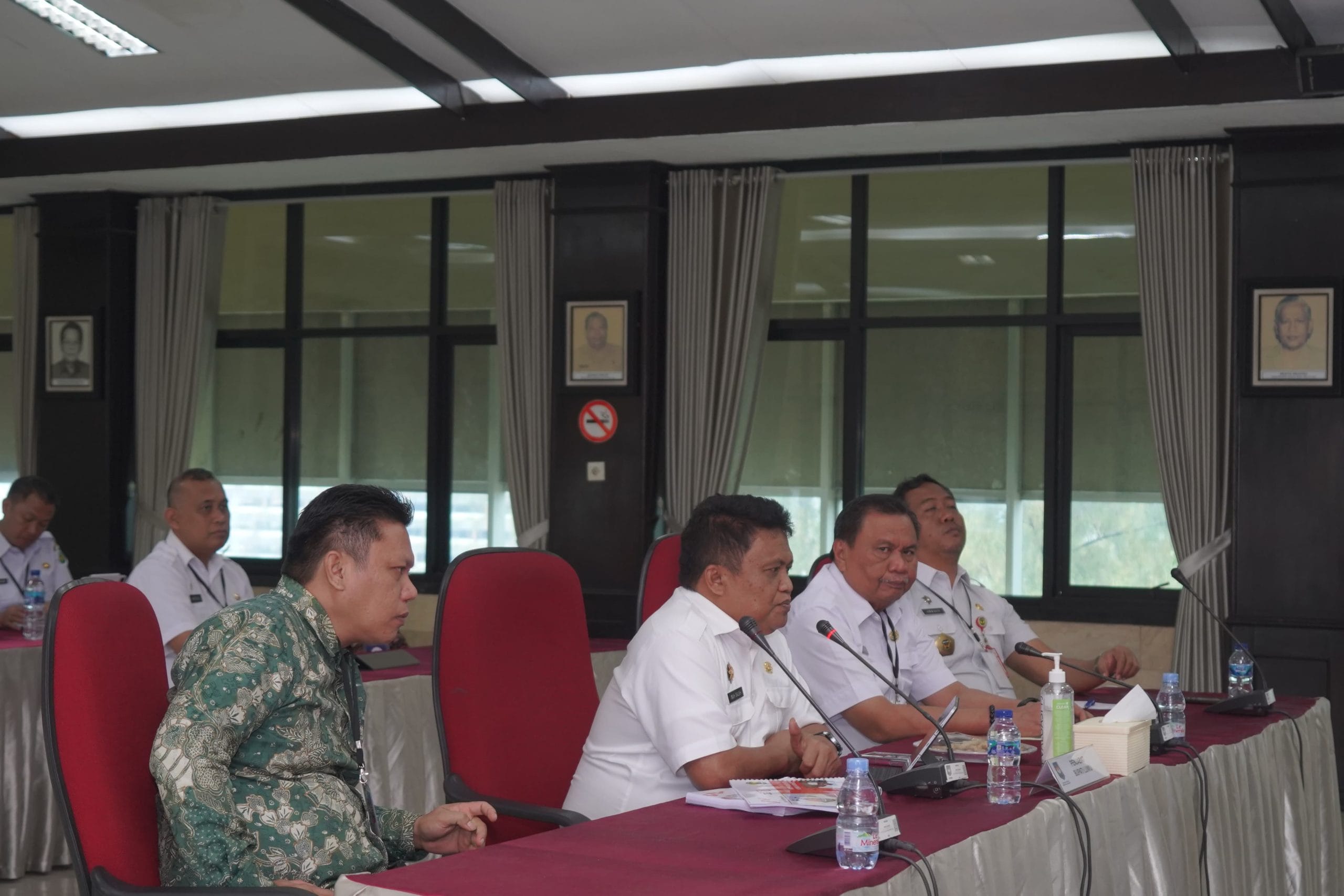 Penjabat Bupati Luwu Presentasekan Laporan Kinerja Triwulan II Dihadapan Tim Evaluator Kemendagri