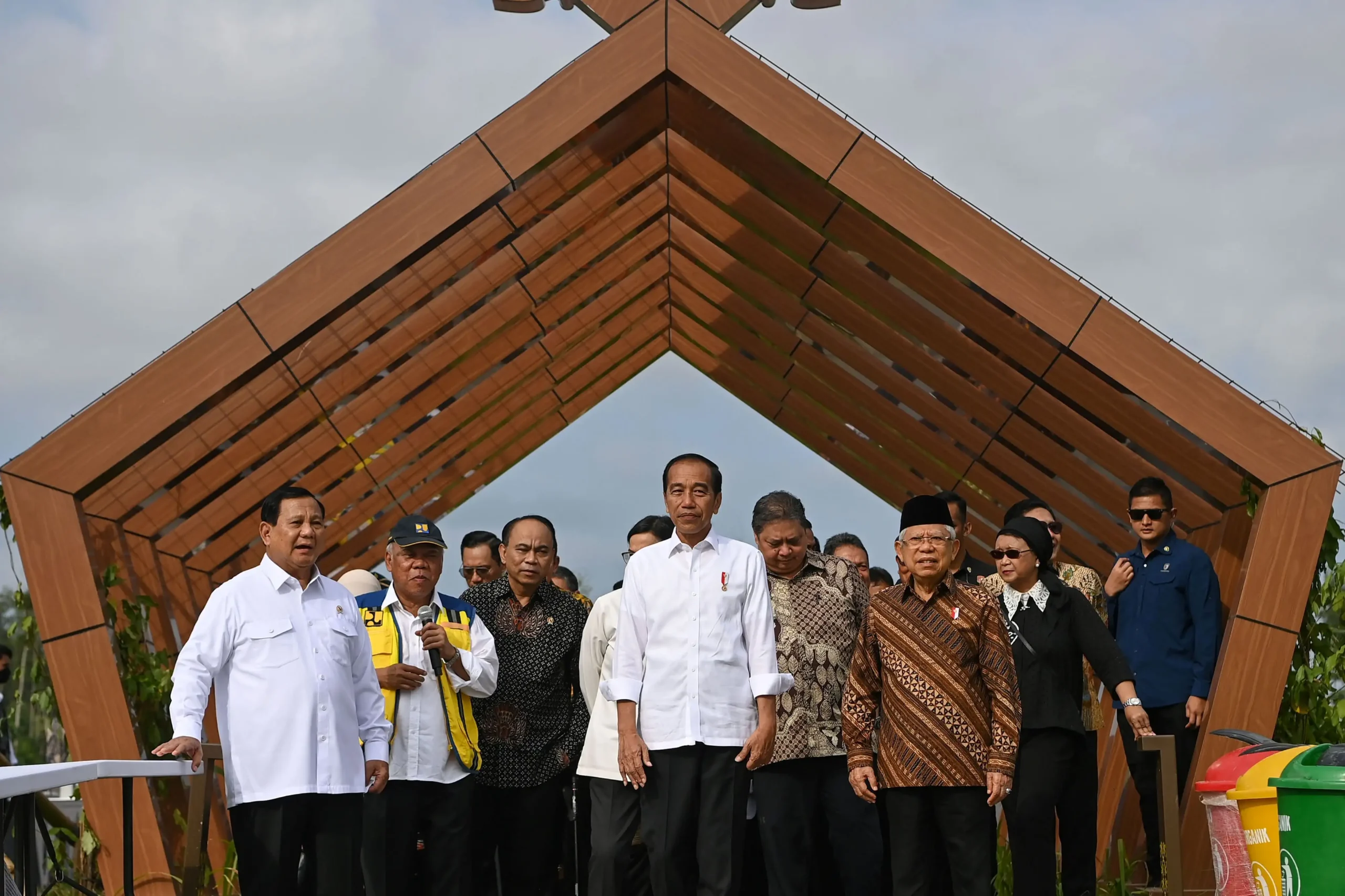 Presiden Jokowi dan Presiden Terpilih Prabowo Bertekad Selesaikan Pembangunan IKN