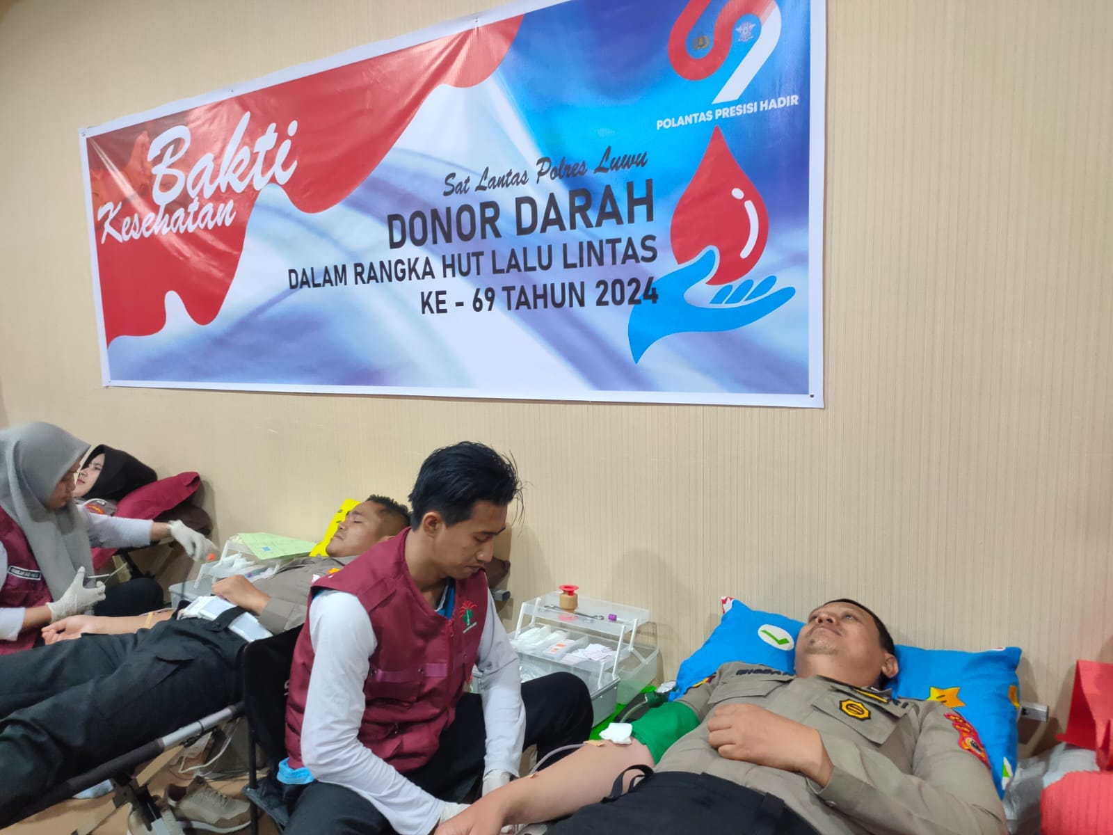 Jelang Peringatan HUT Lalu Lintas Bhayangkara Ke-69, Sat Lantas Polres Luwu Gelar Aksi Donor Darah