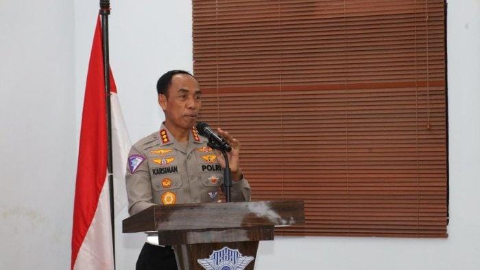 Ditlantas Polda Sulsel Berkomitmen Memberikan Prioritas untuk Pengawalan Ambulance
