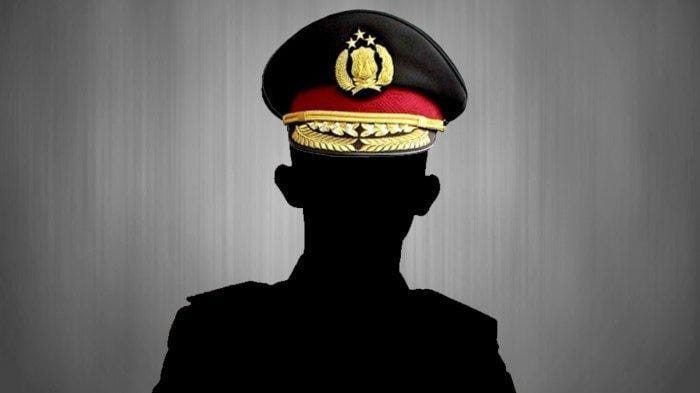 Komitmen Polri Untuk Menjaga Netralitas, Kapolda Sulsel Berikan Sanksi Kepada 2 Perwira Diduga Timses Calon Bupati Bone