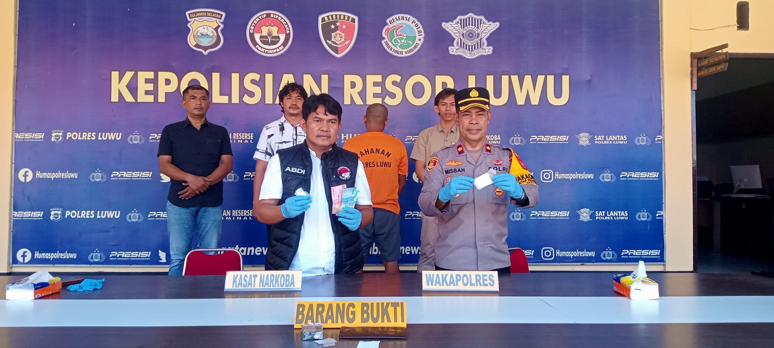 Satresnarkoba Polres Luwu kembali Ringkus Pengedar Narkotika Jenis Sabu, Iptu Abdianto : Sabu Dibawah Dari Malaysia Disembunyikan Melalui Lubang D*bur Pelaku.