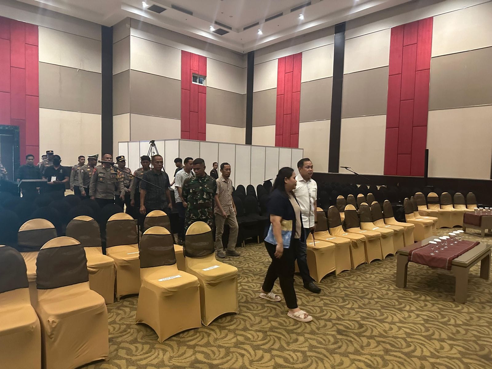 Personil Polres Luwu Siap Amankan Debat Terbuka Calon Bupati dan Wakil Bupati di Hotel Dalton Makassar