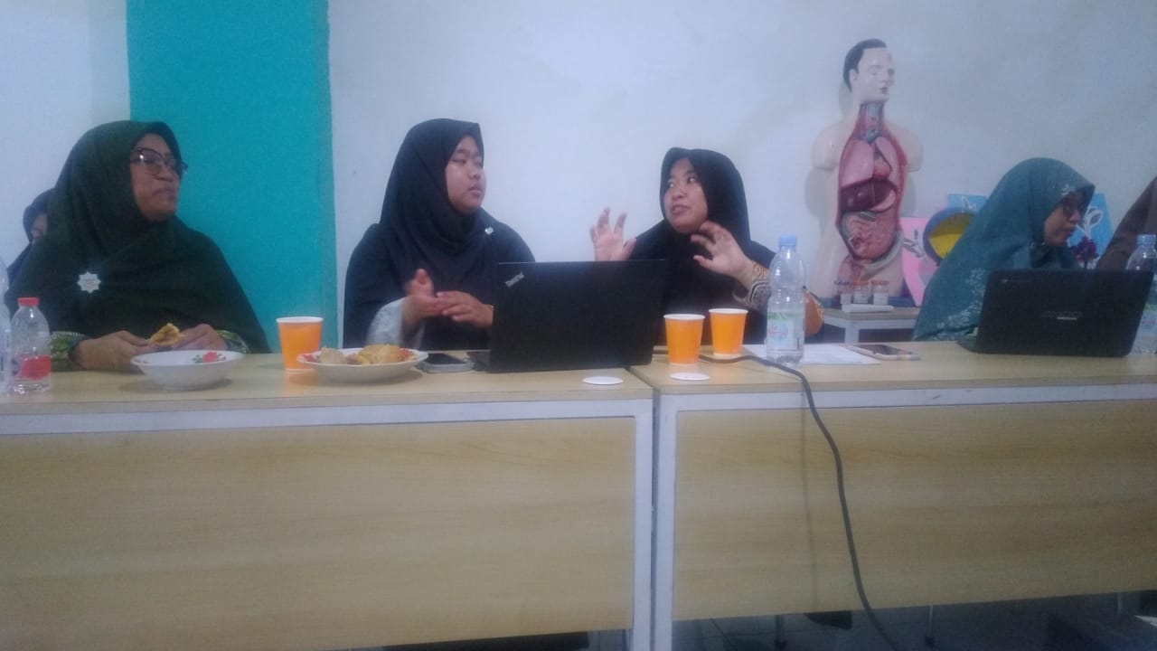 Pengolahan Bambu Jadi Materi P5 di SMAS IT Al-Hikmah Maros