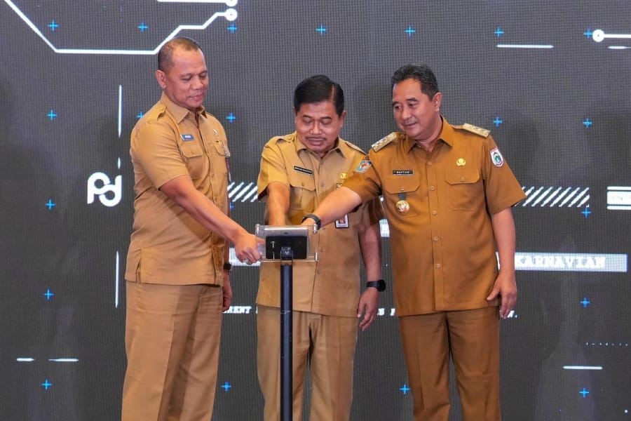 Dorong Kesejahteraan di Desa, PJ Gubernur Sulbar Bahtiar Baharuddin Dukung Program LMS Pamong Desa