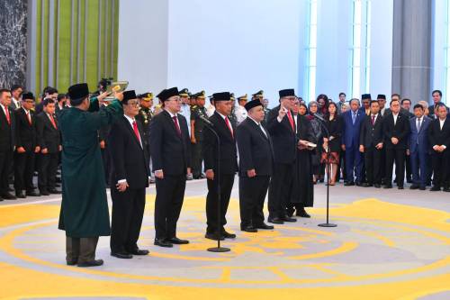 Ucapkan Sumpah Jabatan, Lima Anggota BPK Periode 2024-2029 Siap Bertugas