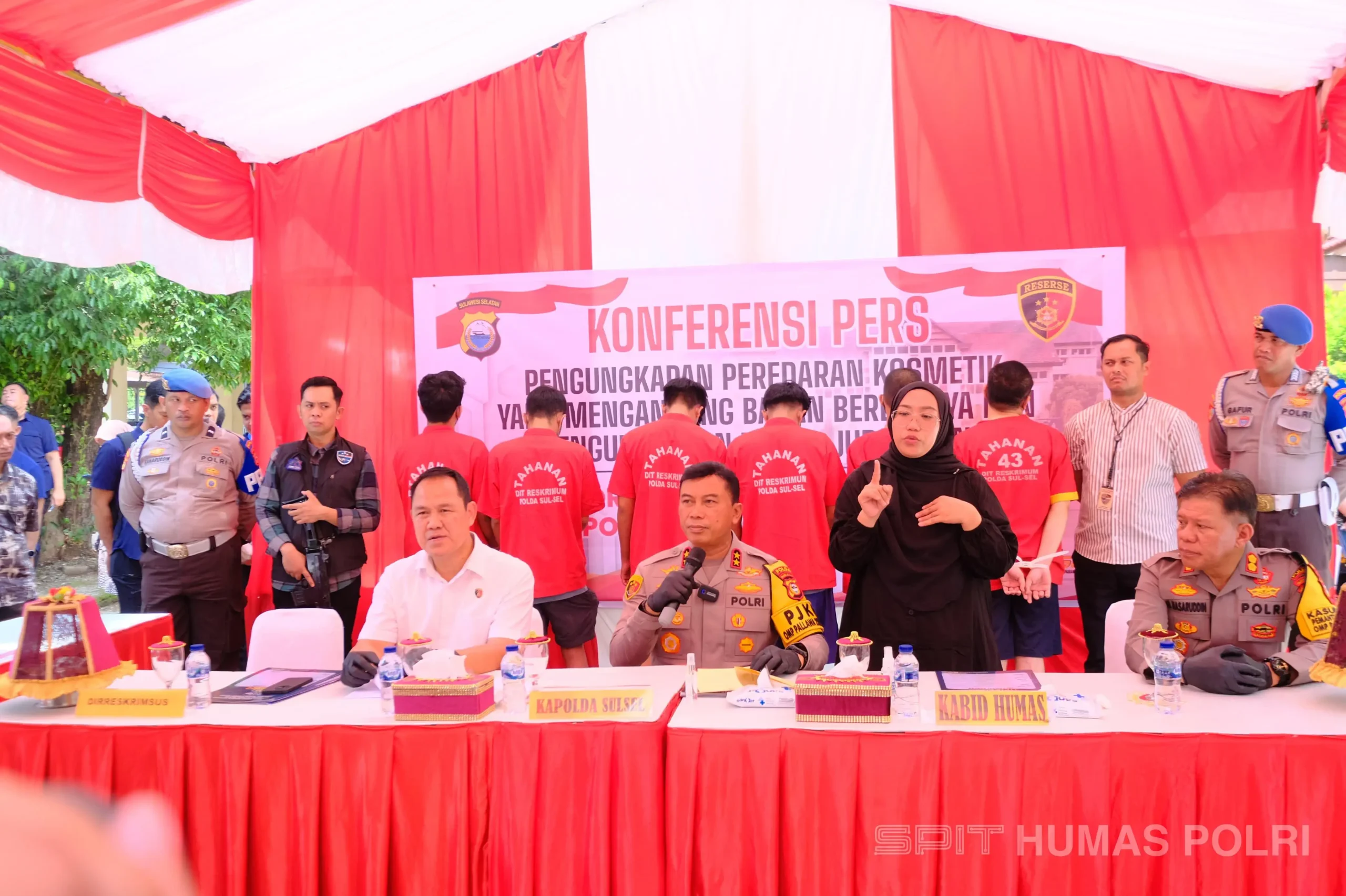 Kapolda Sulsel Gelar Press Release Pengungkapan Peredaran Kosmetik Yang Mengandung Bahan Berbahaya