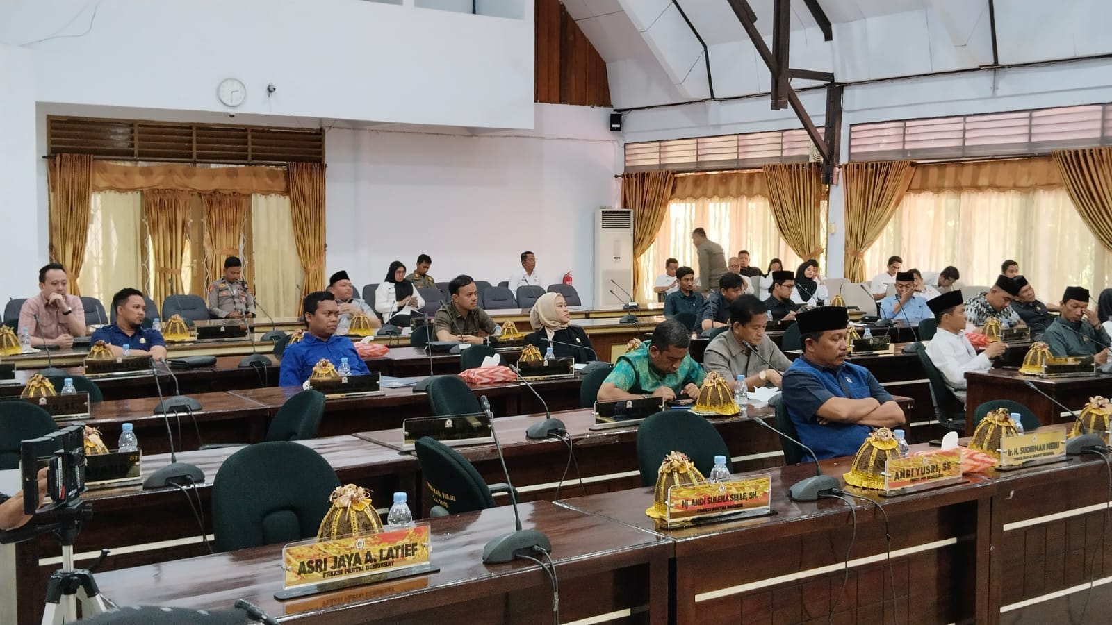 Dinilai Tidak Proporsionalnya Penempatan Anggota Dewan Di Komisi, Disesalkan Legislator Gerindra
