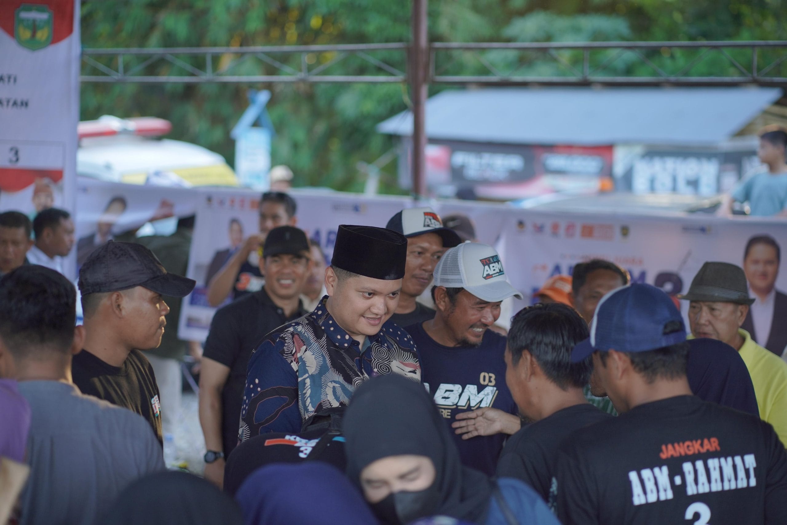 Kampanye Dialogis Di Larompong, Arham; Kita Mulai Pesta Demokrasi Dengan Saling Menghargai dan Menghormati Perbedaan Pilihan
