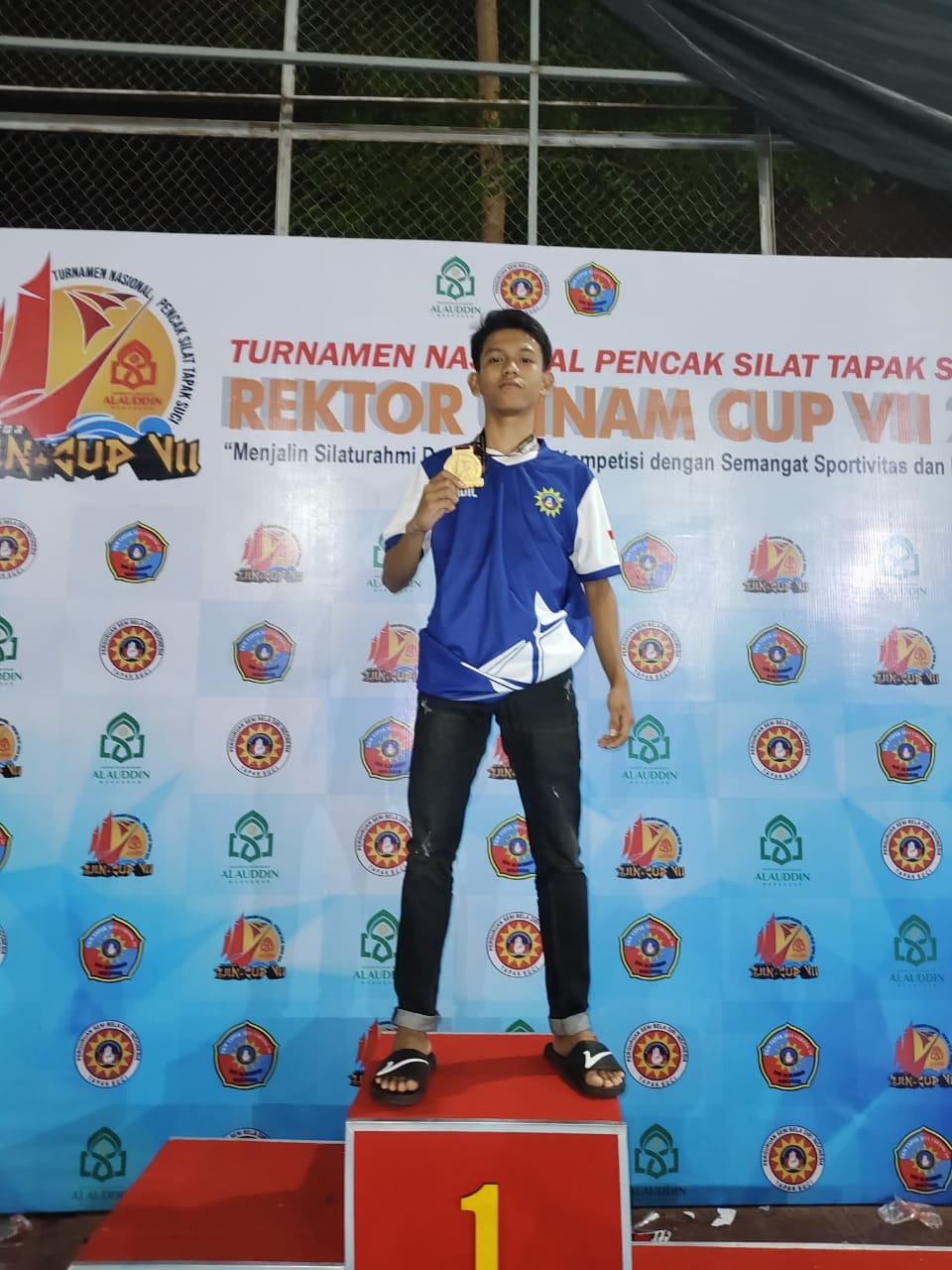 Siswa SMAN 19 Bulukumba Raih Medali Emas Turnamen Pencak Silat Nasional Tapak Suci Rektor UINAM Cup VII 2024