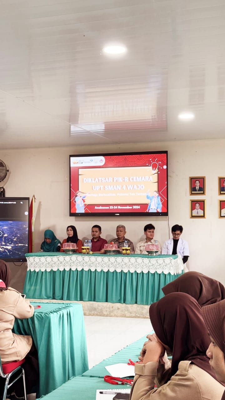 Pembukaan Pelatihan PIK-R Cemara UPT SMA Negeri 4 Wajo
