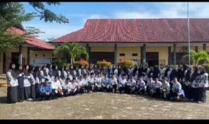 Rayakan Pahlawan Tanpa Tanda Jasa: SMK Negeri 2 Luwu Gelar Acara Hari Guru Nasional