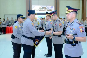 Kapolda Sulsel Pimpin Serah Terima Jabatan dan Kenal Pamit Kapolrestabes Makassar dan Kapolres Soppeng