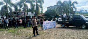 Polsek Tommo Polresta Mamuju Gelar Pengamanan Aksi Unras Aliansi Masyarakat Desa Tamemongga Bersatu