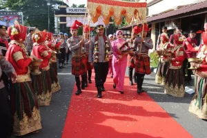 Welcome and Farewell Parade Kapolrestabes Makassar
