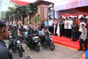 Kapolri dan Panglima TNI Buka Kegiatan Baksos Presisi : Pastikan Kebutuhan Pokok Terjaga Selama Ramadan