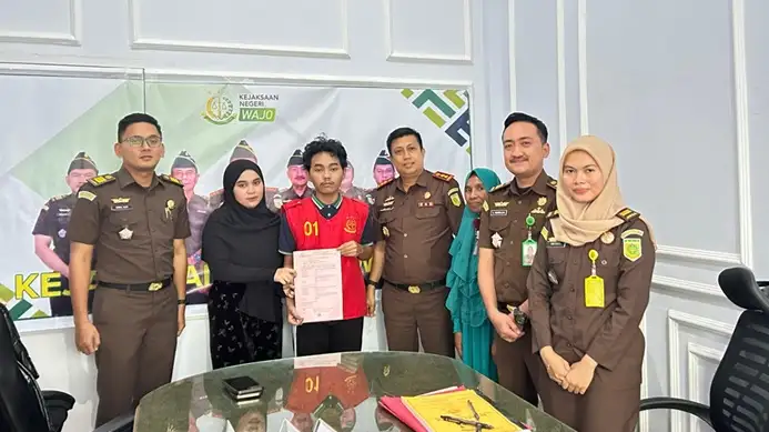 Kejati Sulsel Selesaikan Perkara Pencurian Motor Suami Siri Terhadap Istri di Wajo Lewat Keadilan Restoratif