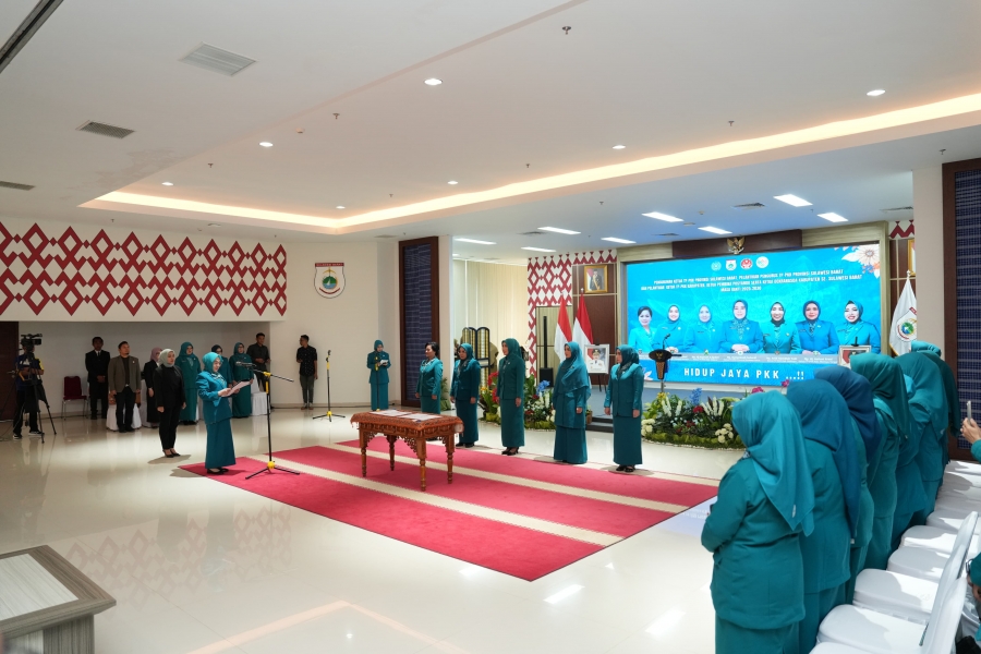 Dikukuhkan Sebagai Ketua TP-PKK Sulbar, Harsinah Suhardi Tekankan Program Prioritas