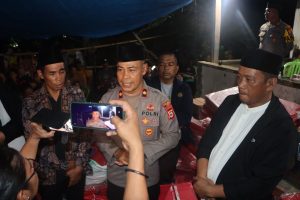 Polri untuk Masyarakat : Polres Luwu Sigap Hadir dan Beri Bantuan Bagi Korban Kebakaran