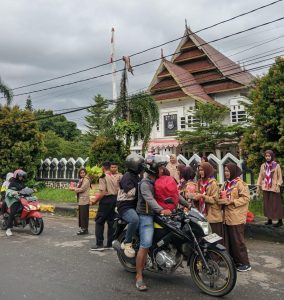 Pramuka SMADA Enrekang Berbagi
