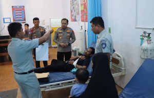 Kapolres Luwu Jenguk Korban Kecelakaan Bus, Pastikan Mendapat Santunan Dan Penanganan Optimal