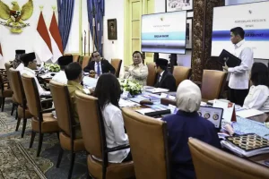 Presiden Prabowo Bahas Pengembangan Sekolah Rakyat Bersama Jajaran Kabinet Merah Putih