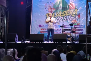 Bupati Wajo Membuka Secara Resmi Pujasera Fest 2025 di Kecamatan Pitumpanua