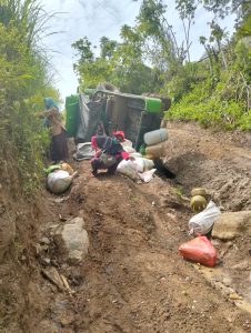 Akses Jalan Menuju Desa Ulumanda Butuh Perhatian Khusus