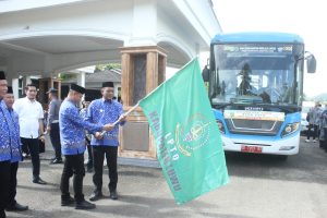 Lepas Kafilah Luwu STQH XXIII Tingkat Provinsi, H. Patahudding : Berikan penampilan Terbaik, Harumkan Nama Kabupaten Luwu