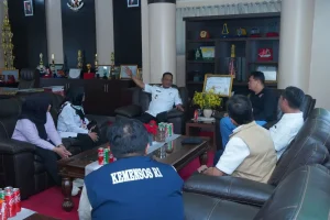 Terima Perwakilan Kemensos RI, Bupati Luwu Bahas Penanganan Korban Bencana