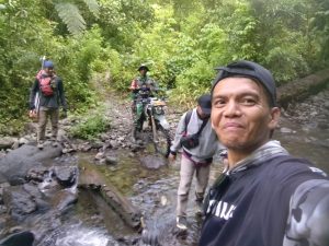 Akses Jalan Menuju Desa Popenga Butuh Perhatian Khusus