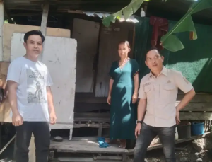 Pj kepala Desa Bonde Utara,tinjau rumah yang tidak layak huni