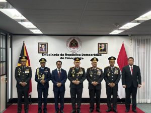 Kapolri dan Empat Pati Polri Terima Penghargaan Tertinggi dari Pemerintah Timor Leste