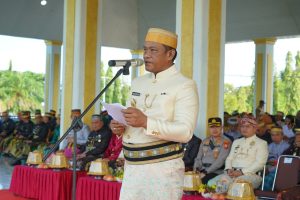 Momen Hardiknas 2025, Pata-Dhevy Launching Seragam Gratis Plus SD Dan SMP Kabupaten Luwu
