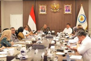 Pertemuan strategis di Kementerian Kelautan dan Perikanan (KKP). Gubernur Suhardi Duka hadir bersama seluruh Bupati Se-Sulbar