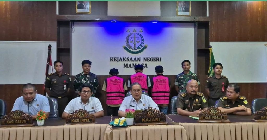 Kejaksaan Negeri (Kejari) Mamasa resmi Menetapkan Tiga Orang Sebagai Tersangka Dalam Kasus Dugaan Korupsi Dana Desa Timoro Tahun Anggaran 2022–2023