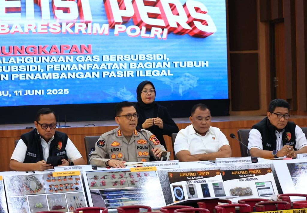 Bareskrim Ungkap Tambang Pasir Ilegal Rugikan Negara Hingga Rp1 Miliar